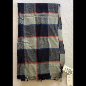 Gap plaid scarf